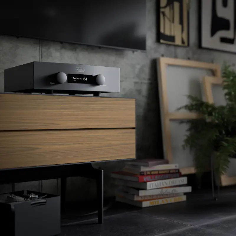Hegel H400 integrated amplifier in a cosy room