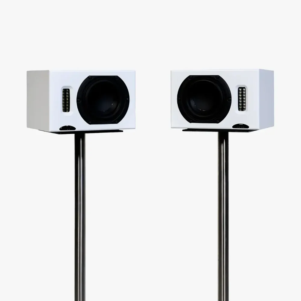 Neat Iota II speakers