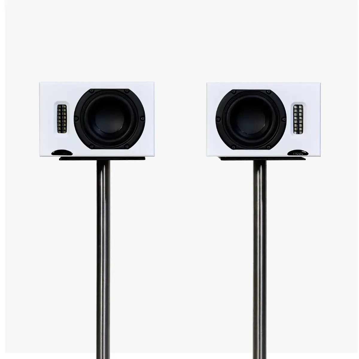 Neat Iota II speakers