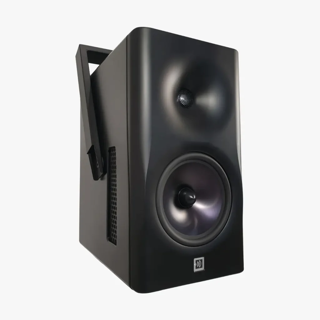Dutch & Dutch 8c Studio with U bracket