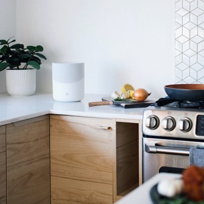 Bluesound Pulse M wireless speaker in kitchen