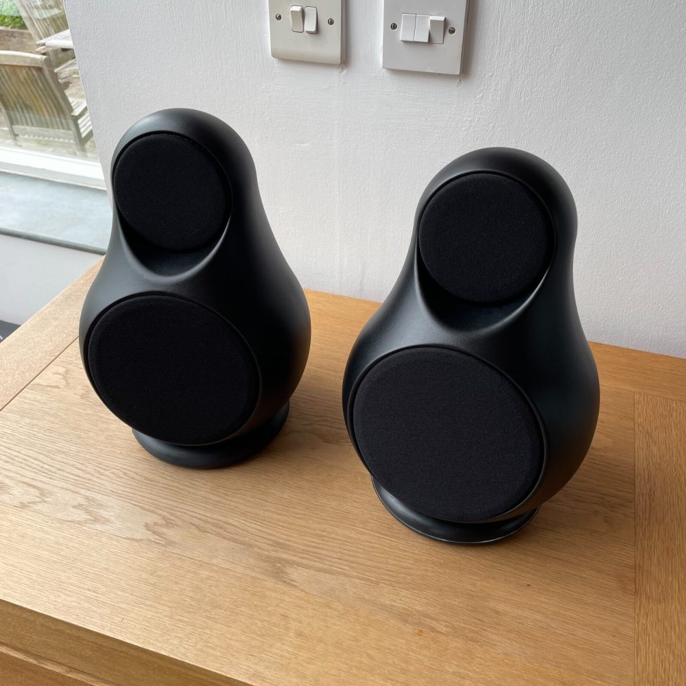 Jern 11 standmount speakers
